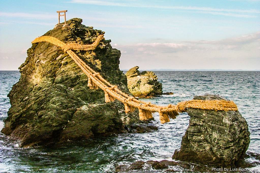 15565302700_4c52c4420b_b